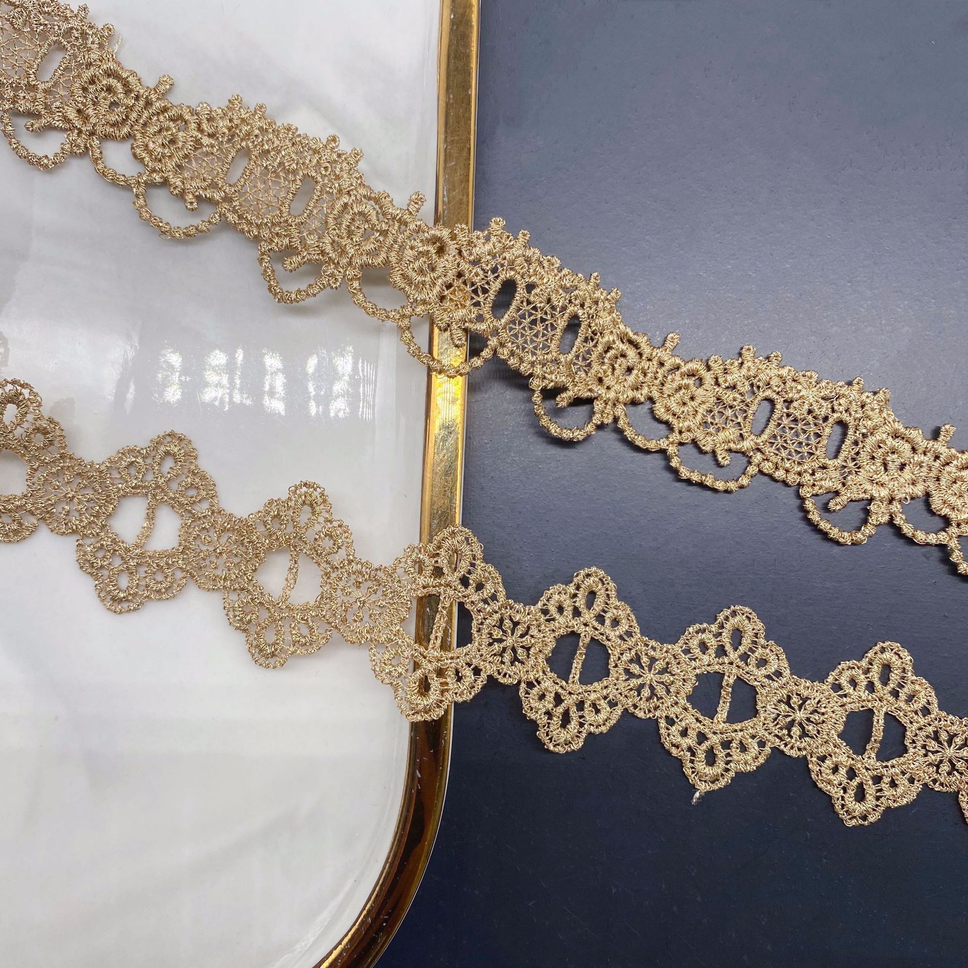 2yards Golden Embroidered Love - Lace Ribbon Trim avaliação e preço